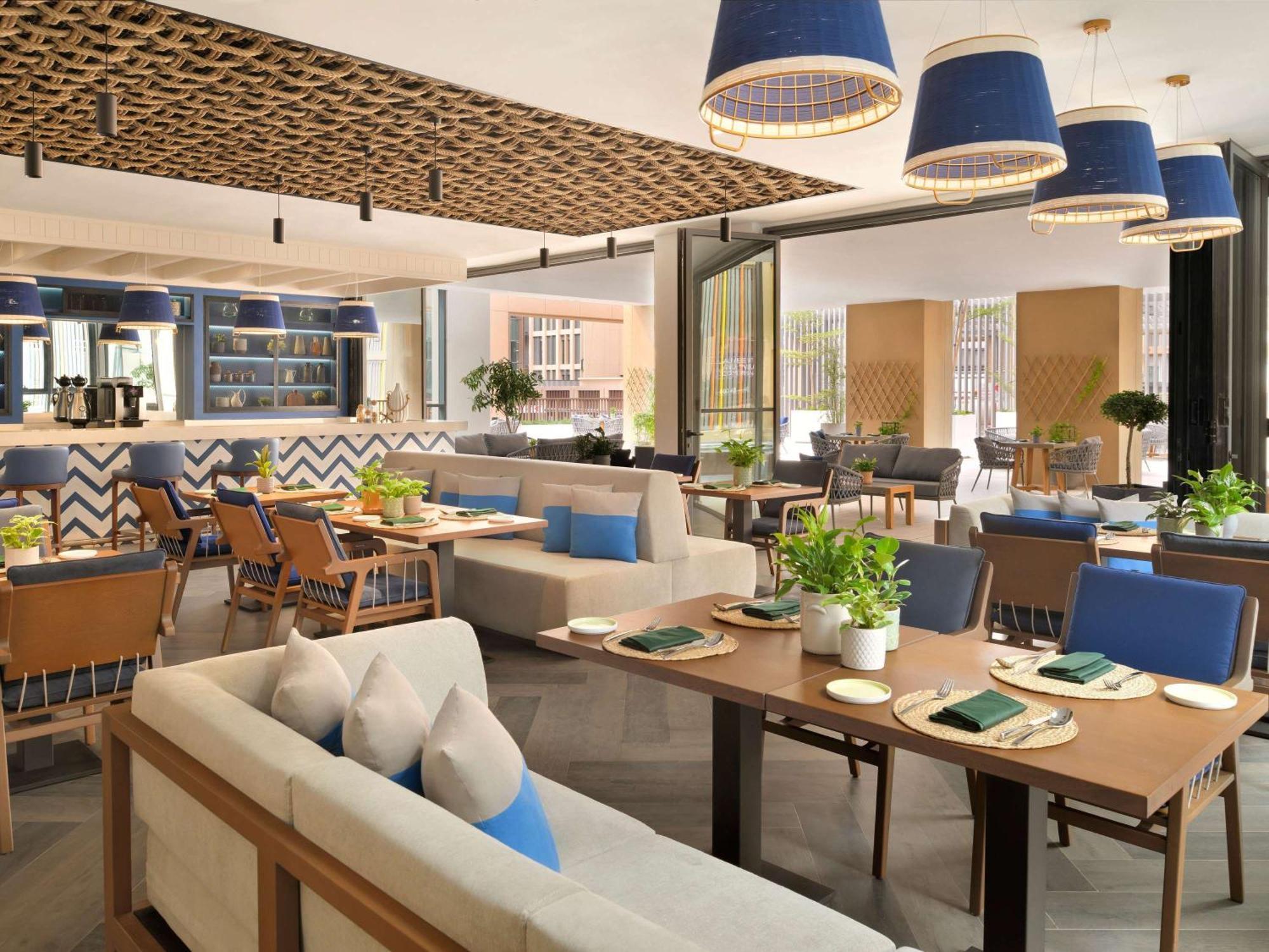 Mercure Dubai Deira Exterior photo