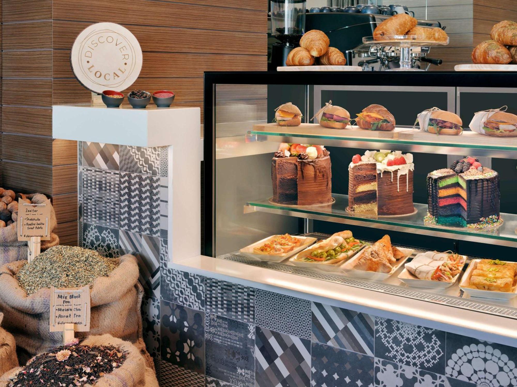 Mercure Dubai Deira Exterior photo