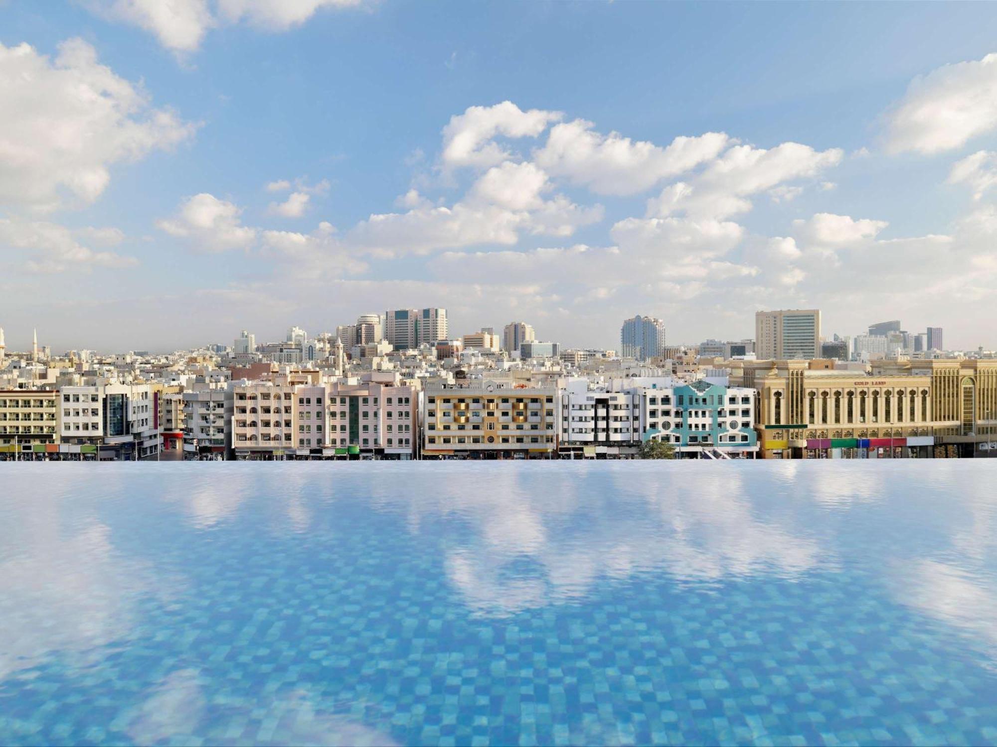 Mercure Dubai Deira Exterior photo