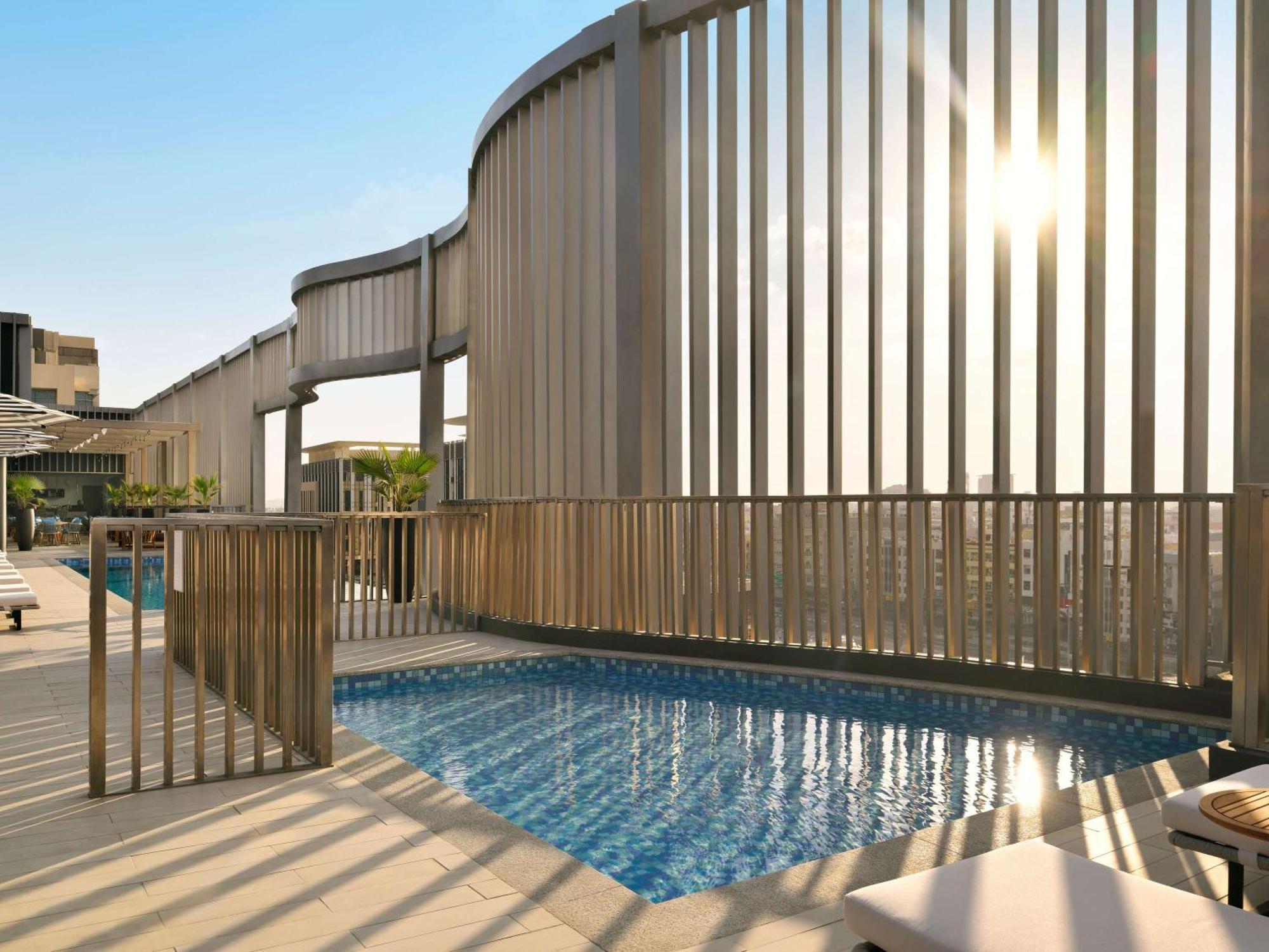 Mercure Dubai Deira Exterior photo