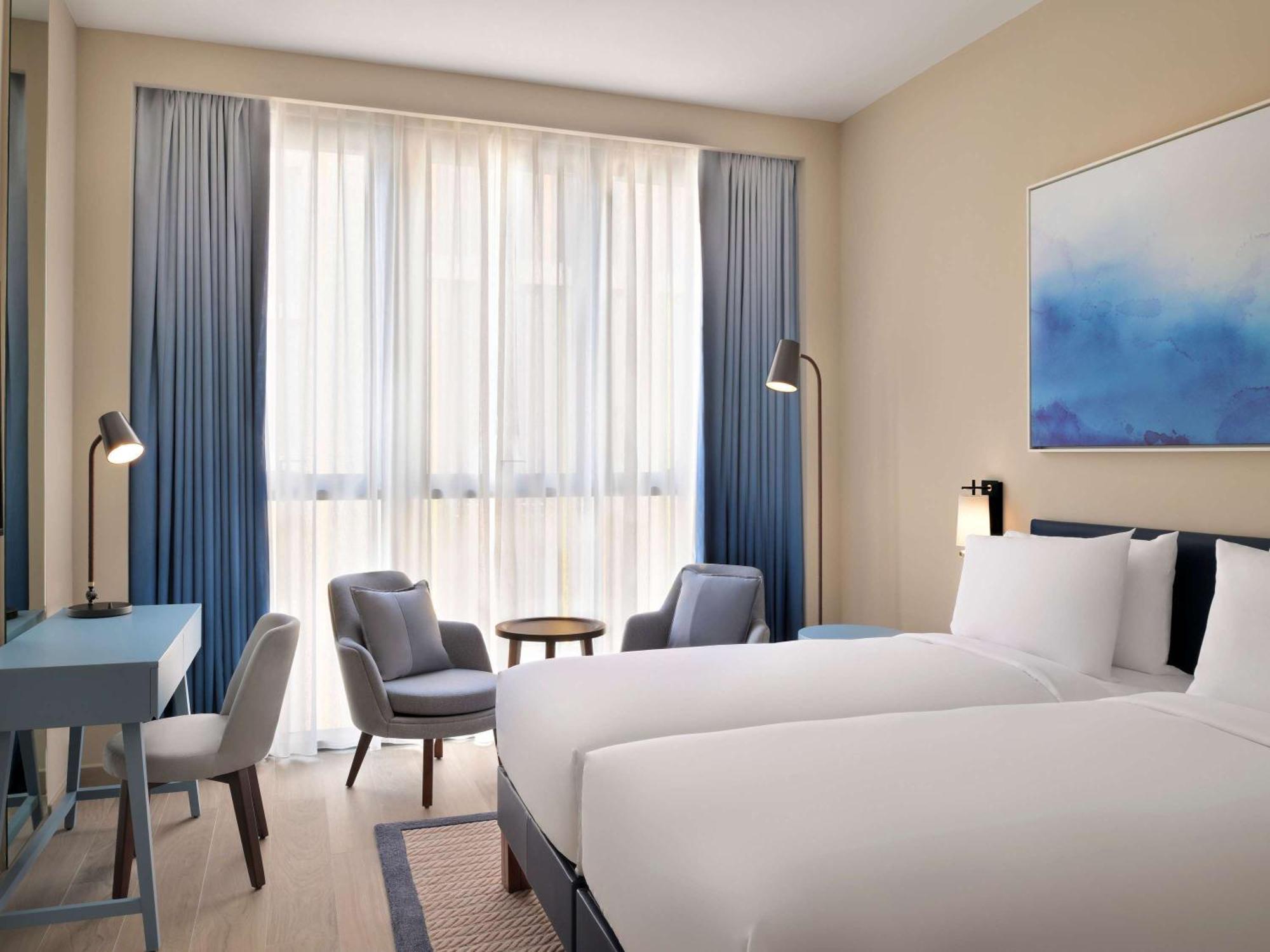 Mercure Dubai Deira Exterior photo