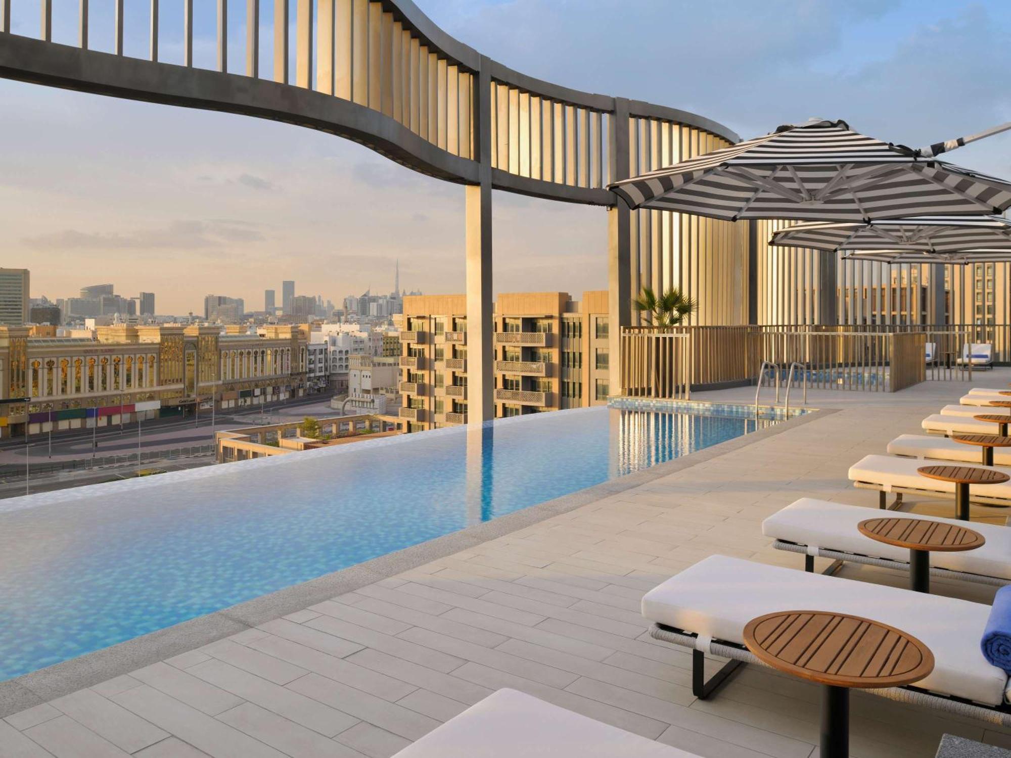 Mercure Dubai Deira Exterior photo