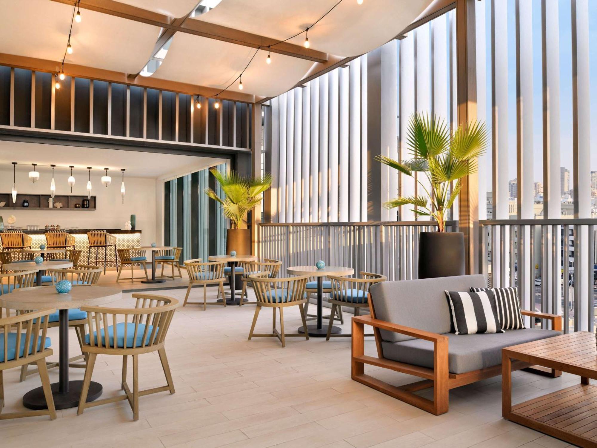 Mercure Dubai Deira Exterior photo