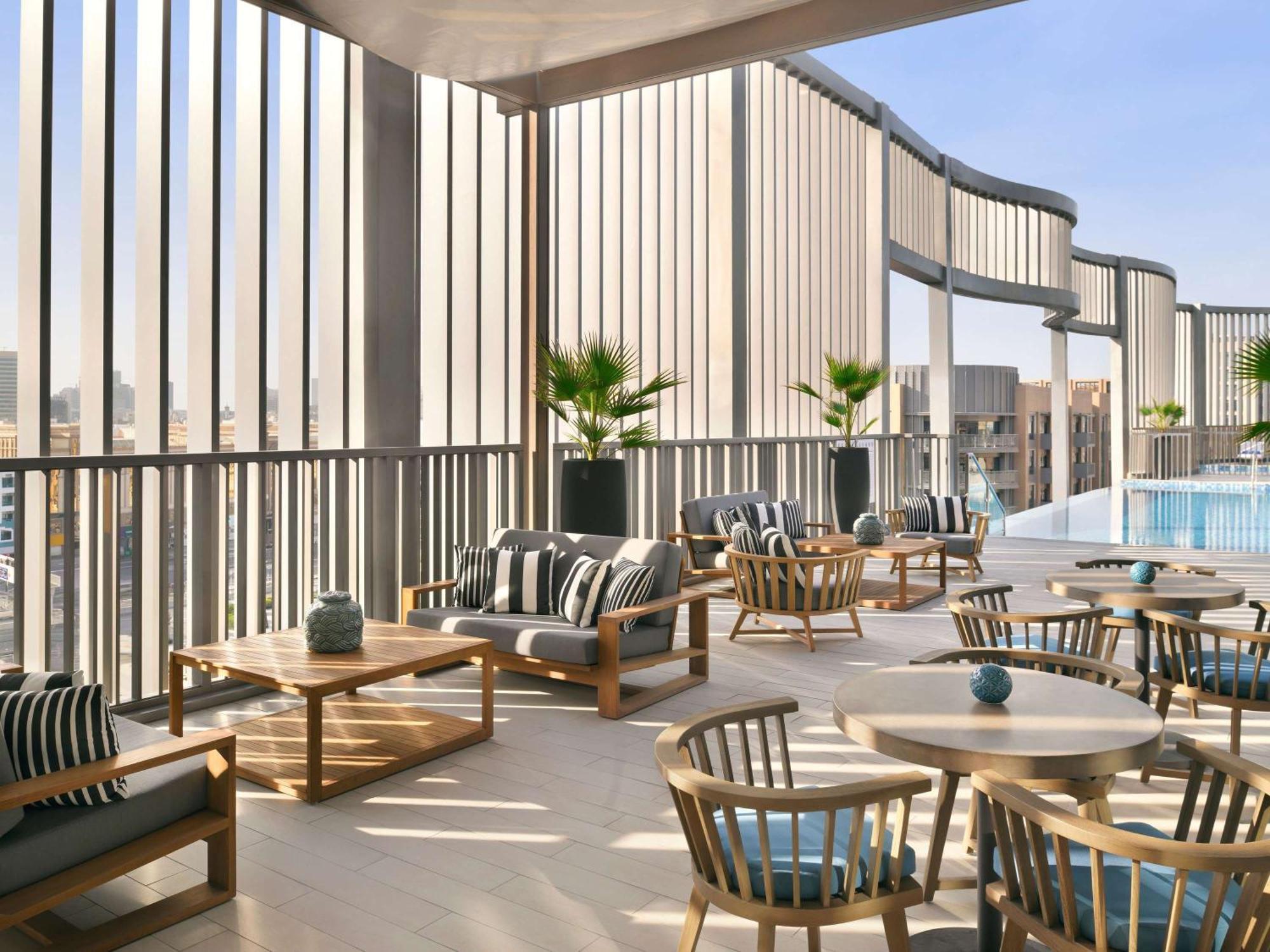 Mercure Dubai Deira Exterior photo