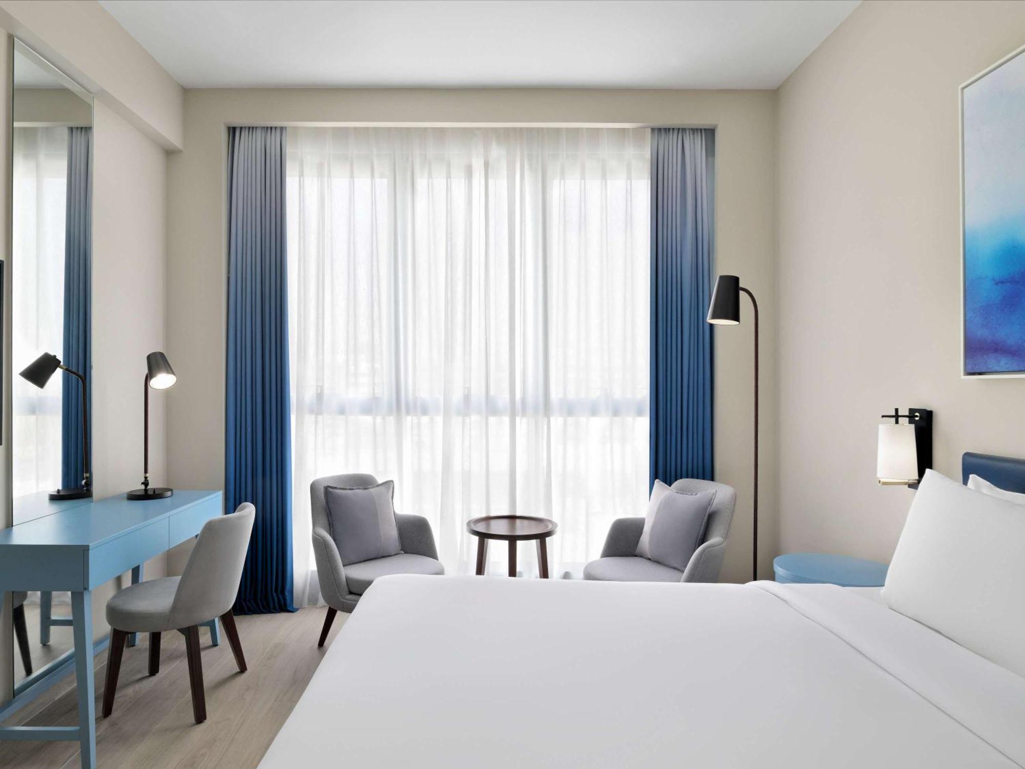 Mercure Dubai Deira Exterior photo